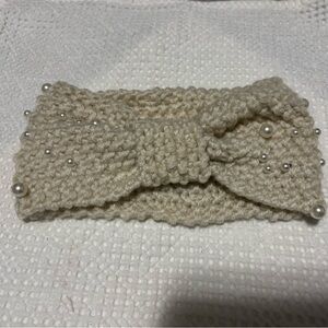 Cream Knitted Headband with Pearls